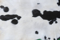 Decorative Black and White Goat Skin Rug - Genuine Leather for Sophisticated Spaces