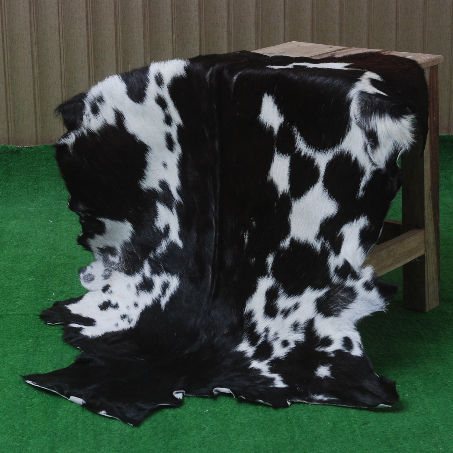 Black and White Handmade Goat Skin Rug – Rustic Charm for Your Home