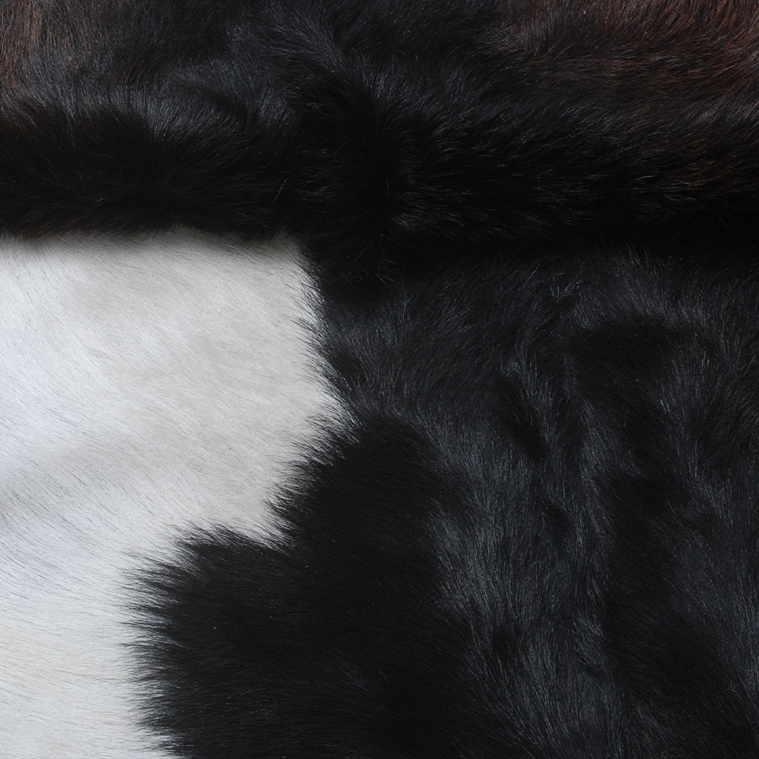 Hair-On Goat Skin Rug - Black and White Design for Unique Living Spaces