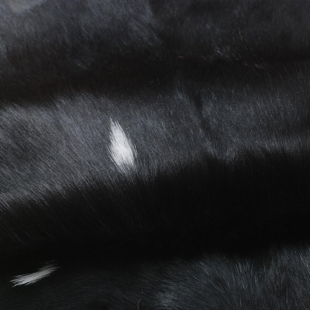 Original Goatskin Hide Brown,  Goat Skin Rug, Goatskin Pelt,  Home Decor Animal Skin Rug,  Bedroom Aesthetic Area Rug,  Brown and White Goat Hide Rug, Goat Skin Rug,  Animal Skin Rug, Real Hair on Hide,  Goal Pelt Rug, Home Decor Rug,  Living Room Area Rug,  Wall Hanging Rug,  Aesthetic Rug,  Leather Rug,  Decorative Rug,  Brown Goatskin Rug,  GoatHide Brown White